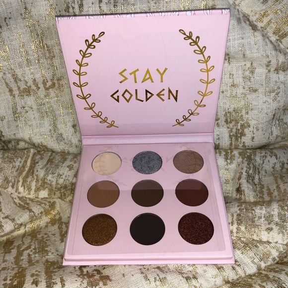 GOLDEN GODDESS PRESSED PIGMENT EYESHADOW PALETTE - Picture 8 of 9